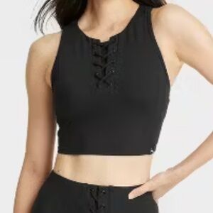 Women’s  active Top.     Black.  S